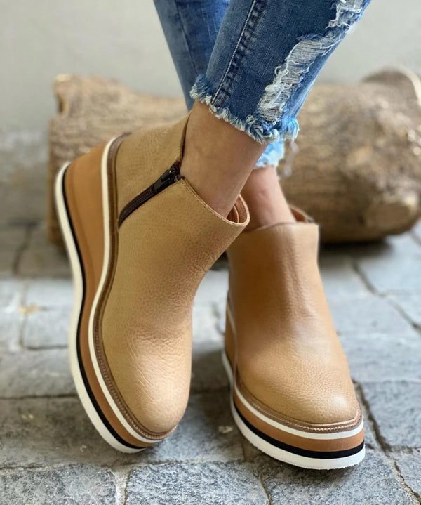 Leonora – Trendy Waterproof Boots