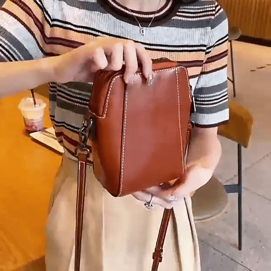 CHRIS | COMPACT MINI HANDBAG - La femme Toronto