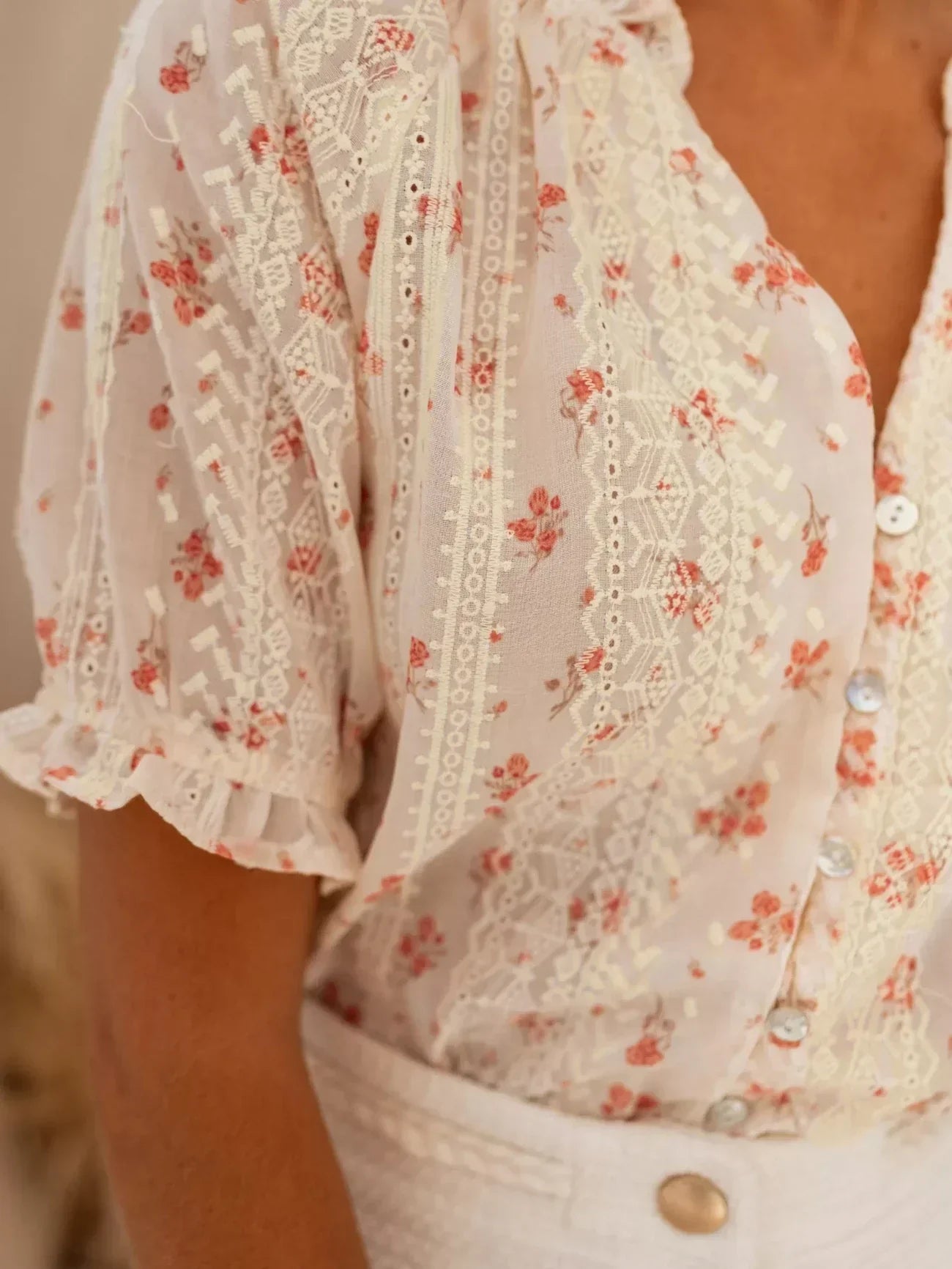 “Elina™ — Floral Blouse with Summer Charm