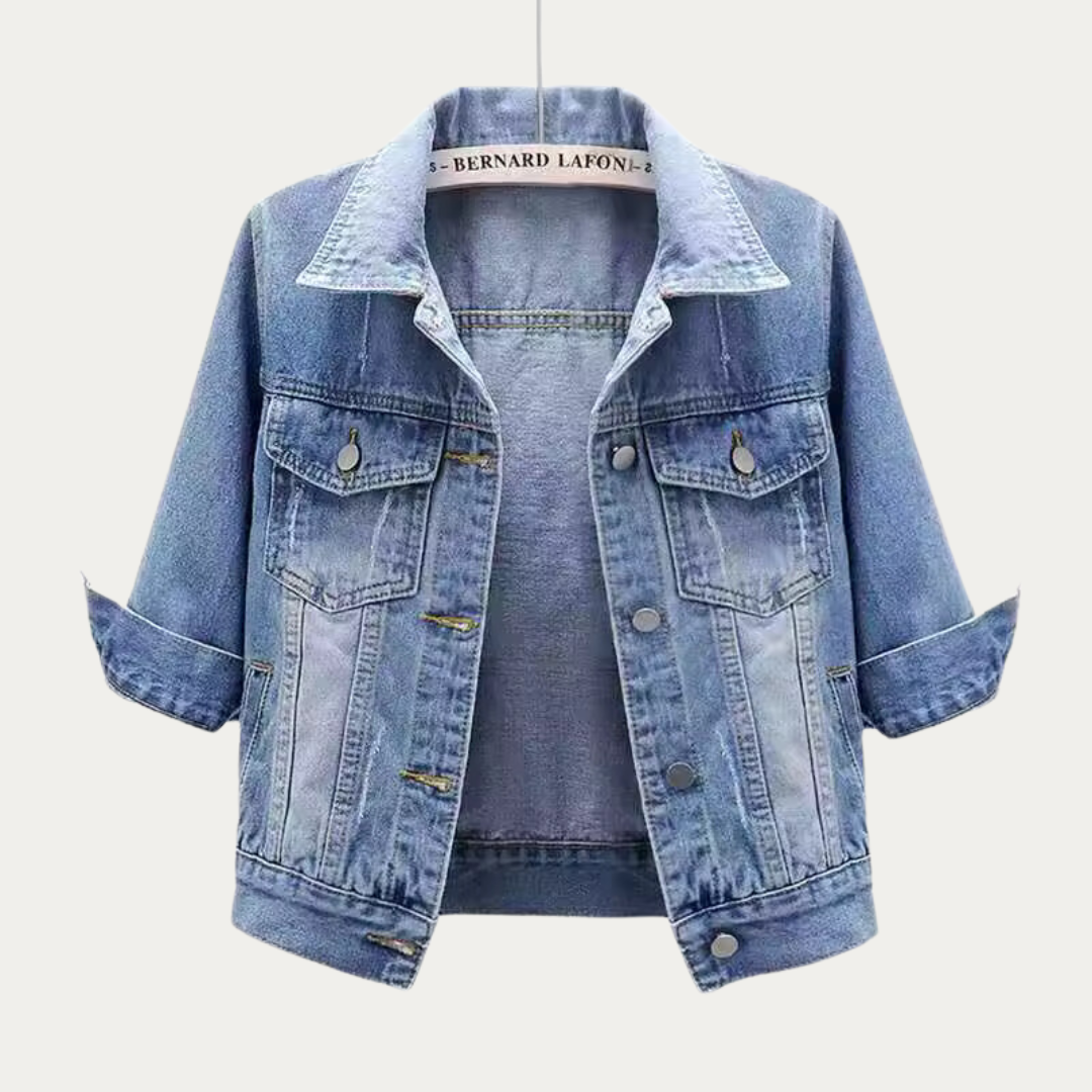 Riley – Classic Denim Jacket - La femme Toronto