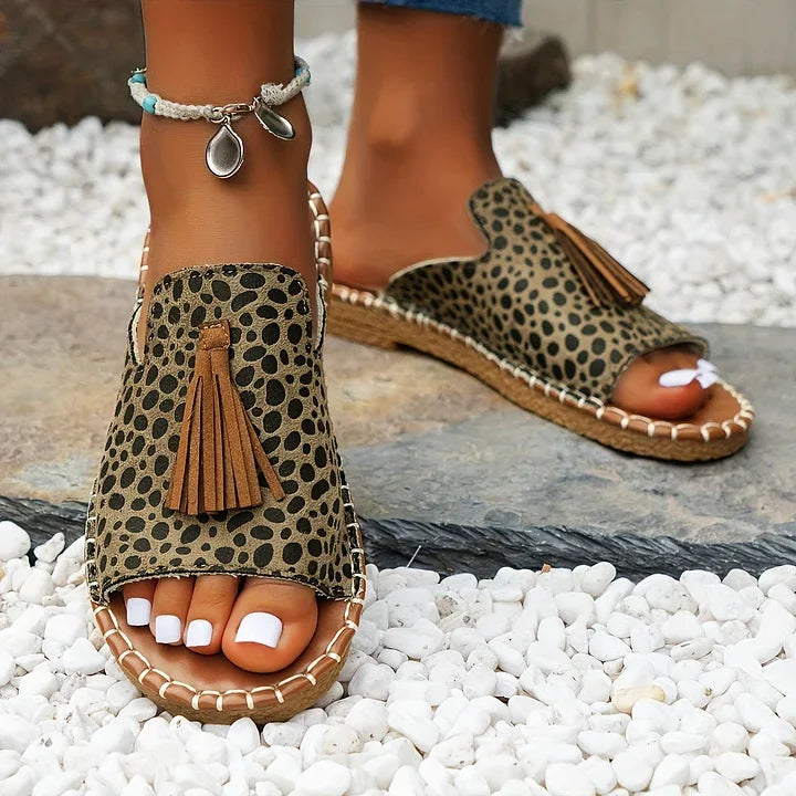 LORRAINE | CASUAL ORTHOPEDIC SANDALS - La femme Toronto