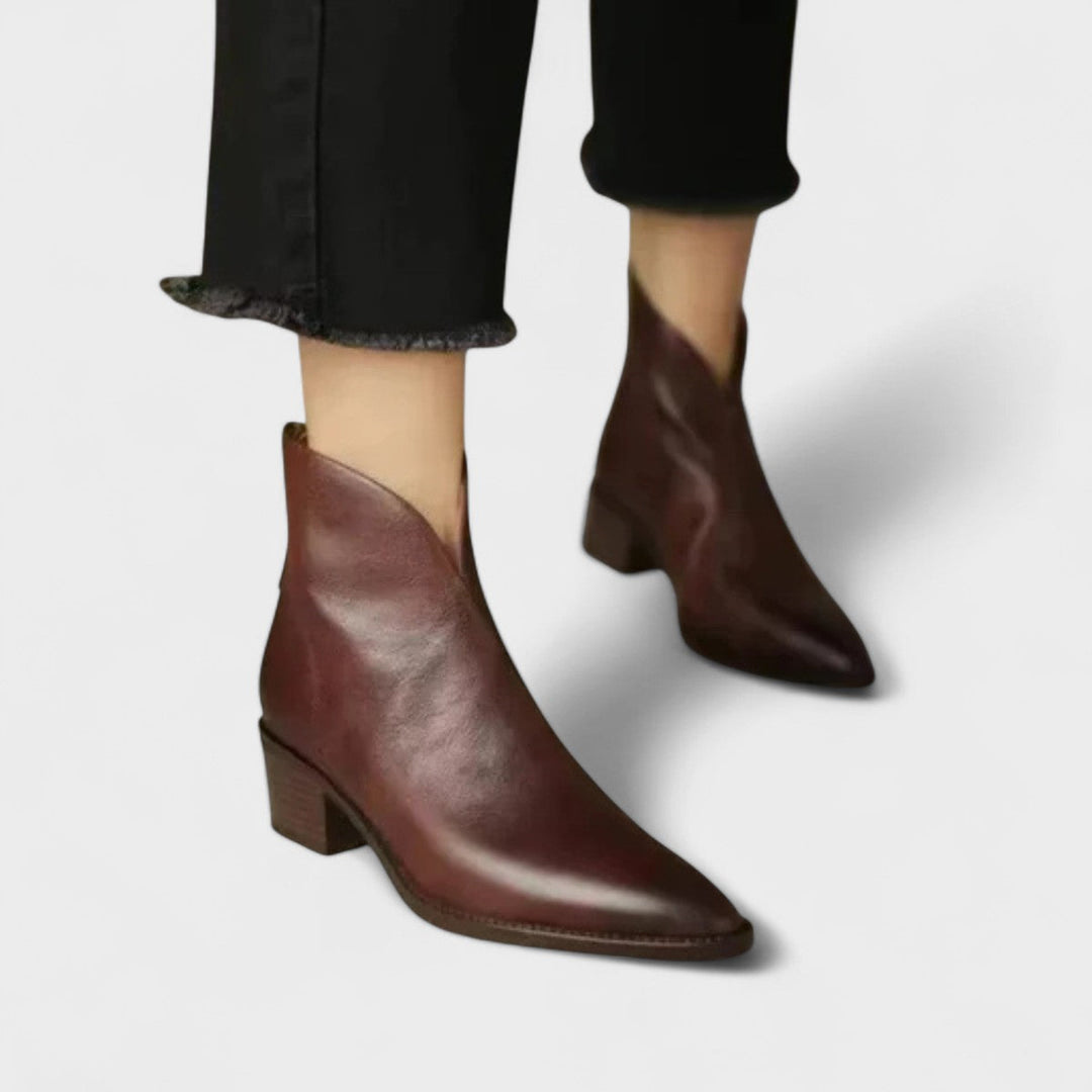 Avenya | Classic Low-heel Boots