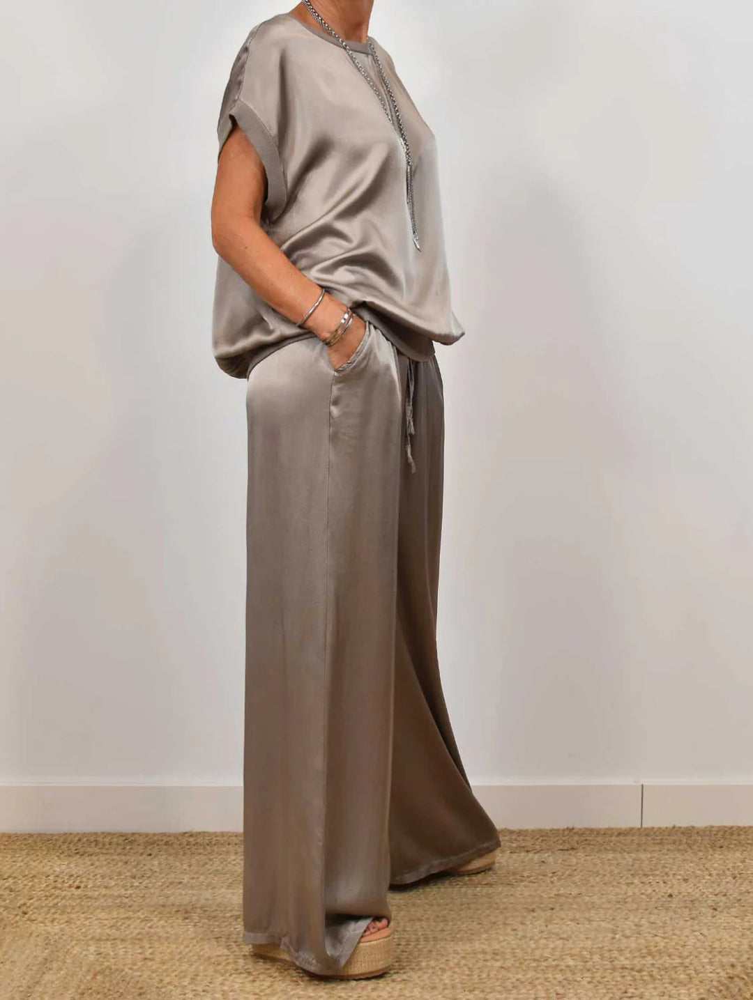 Isla - Wide Leg Lounge Set - La femme Toronto