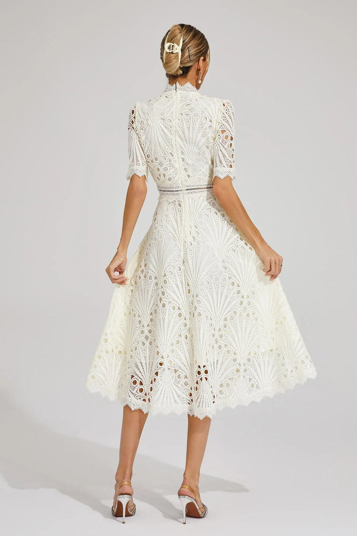 TINA | ELEGANT FLOWER EMBROIDERED DRESS - La femme Toronto