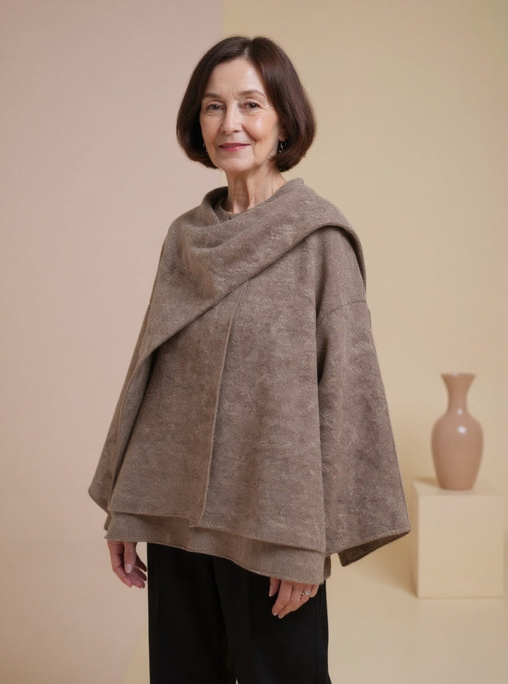 Elly- Elegant Split Jacket