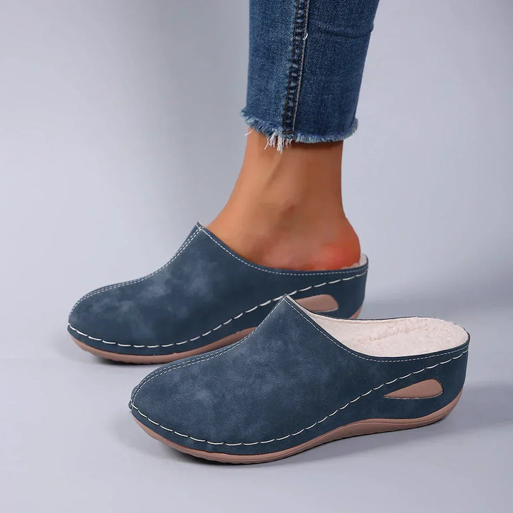 Nora | Orthopedic Slippers for Everyday Comfort