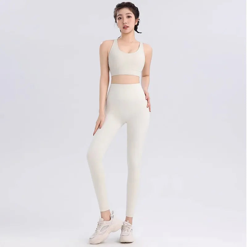 Kiana-  Breathable Yoga Set