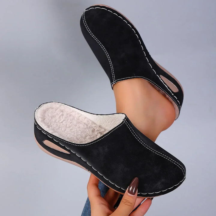 Nora | Orthopedic Slippers for Everyday Comfort