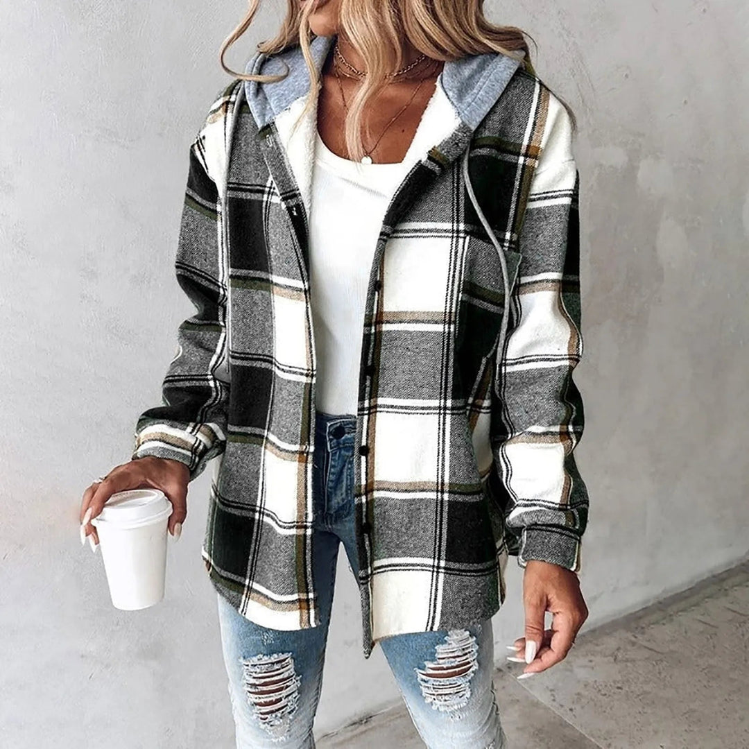 Daniela – Warm & Stylish Plaid Jacket
