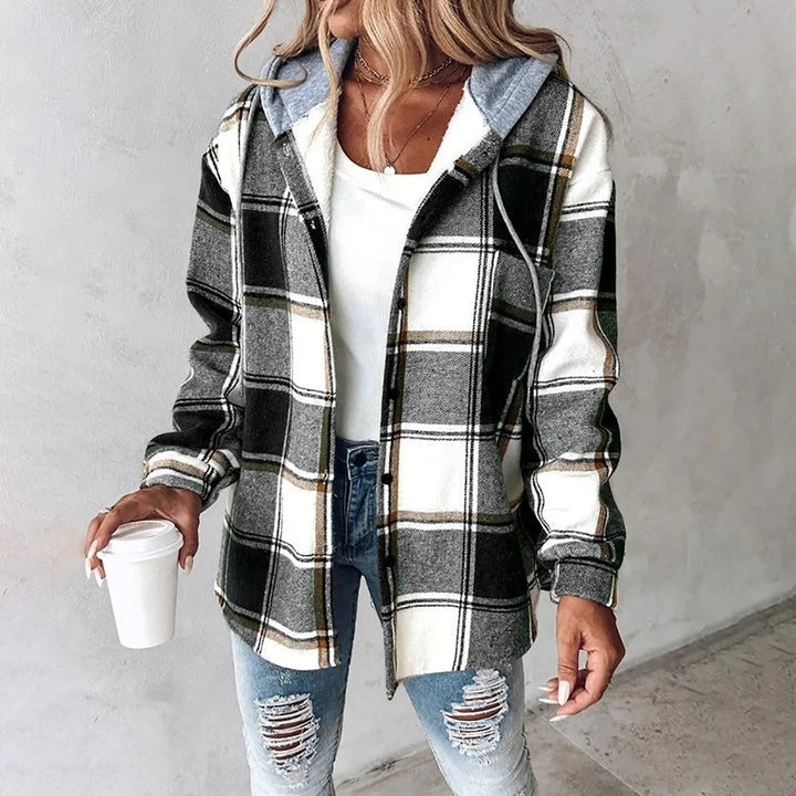 Daniela – Warm & Stylish Plaid Jacket