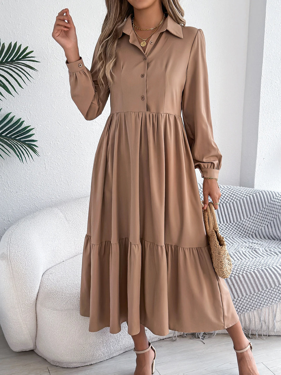 Britt- Casual Long Sleeved dress