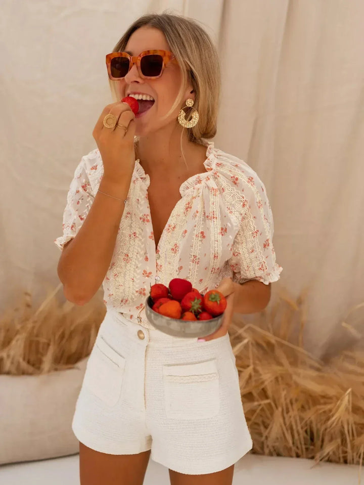 “Elina™ — Floral Blouse with Summer Charm - La femme Toronto