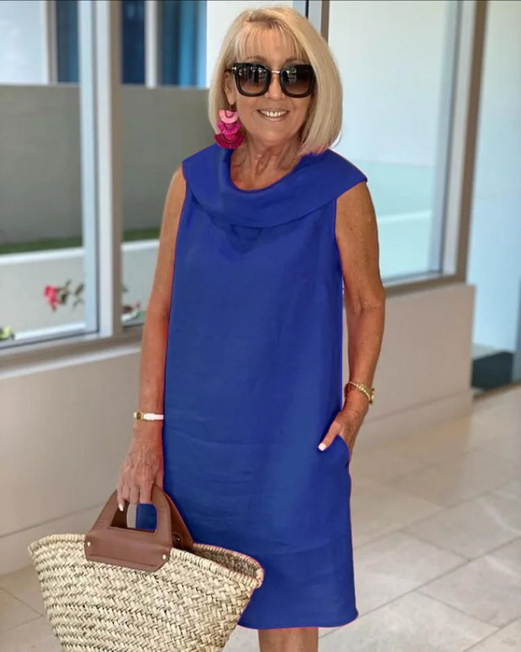 NALANI | SLEEVELESS SHIFT DRESS WITH ROUND NECKLINE - La femme Toronto