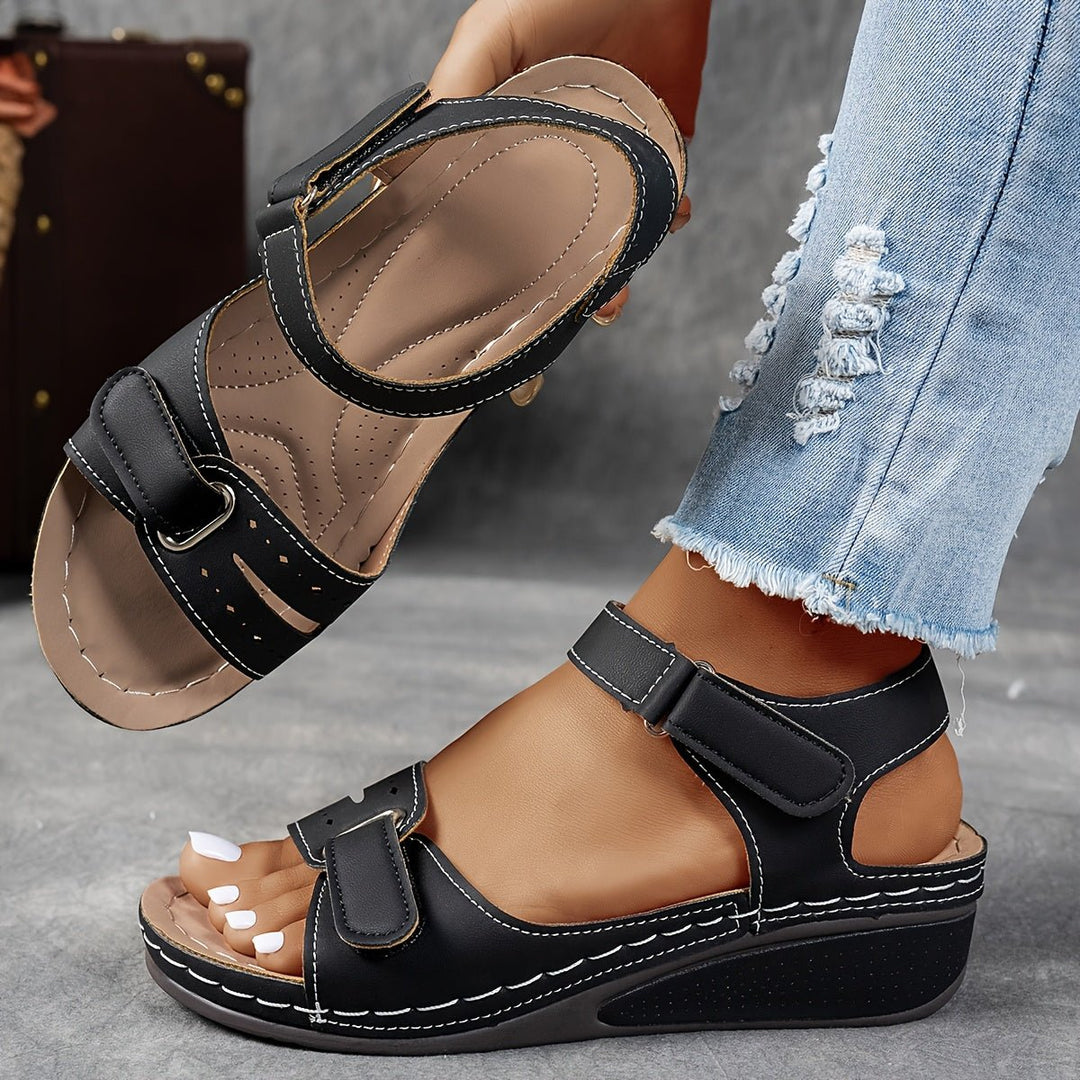 Celima - Orthopedic Sandal - La femme Toronto