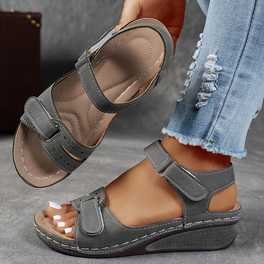 Celima - Orthopedic Sandal - La femme Toronto