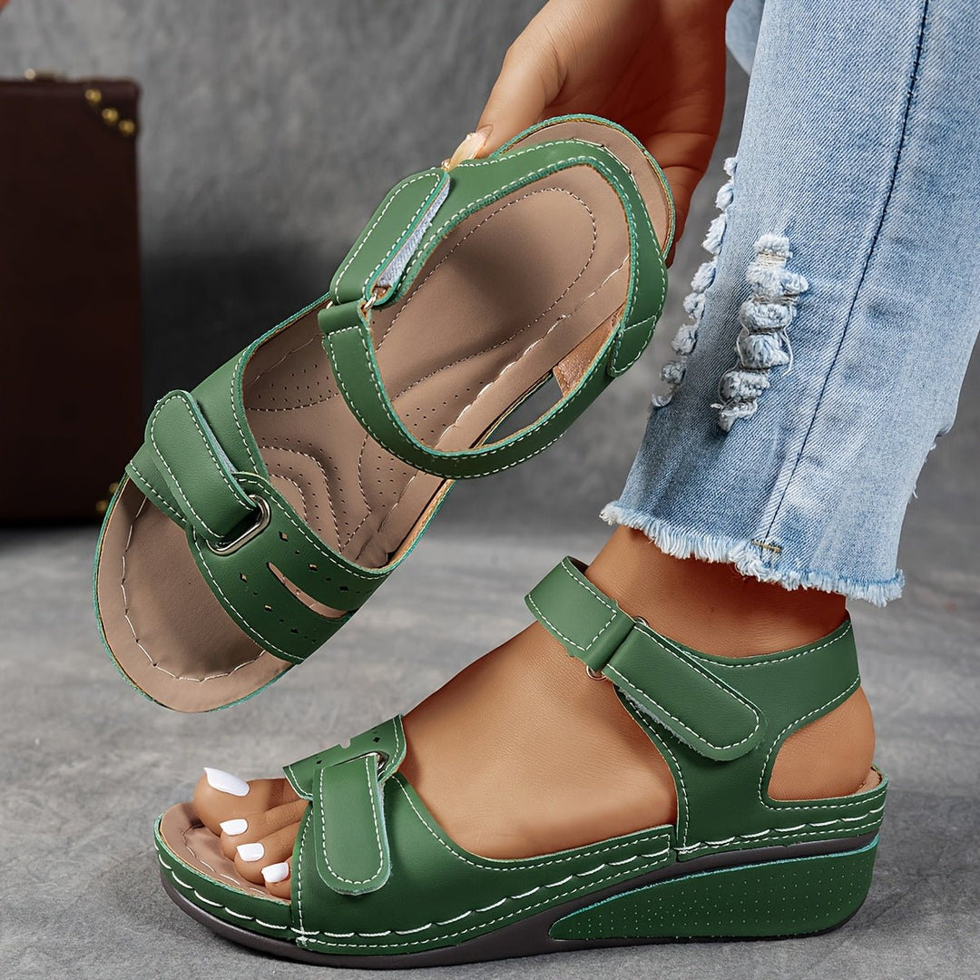 Celima - Orthopedic Sandal - La femme Toronto