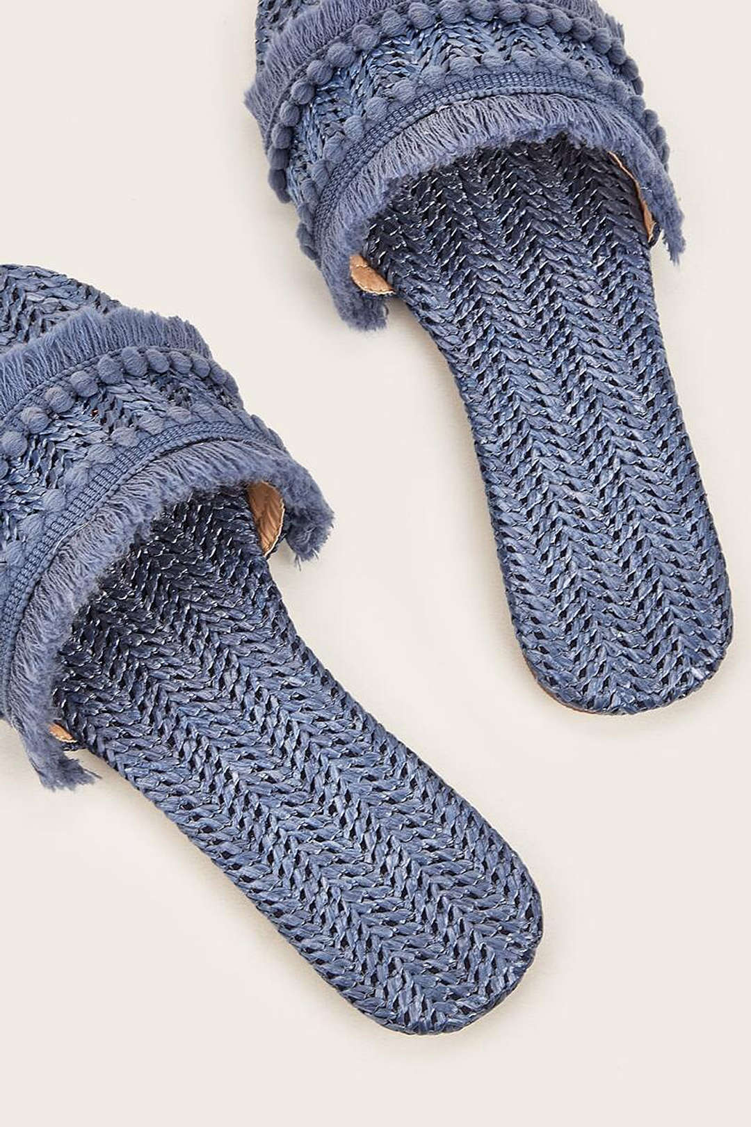 Fringe Slippers - La femme Toronto