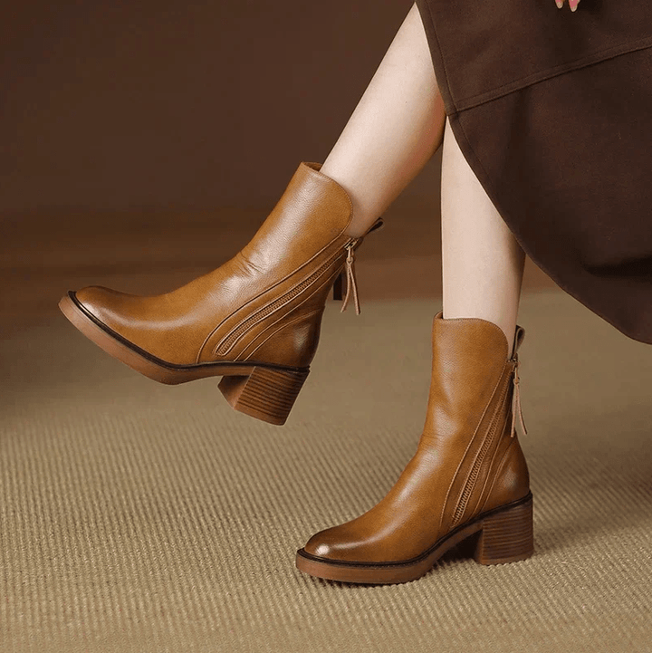 Grazia™ - Leather booties - La femme Toronto