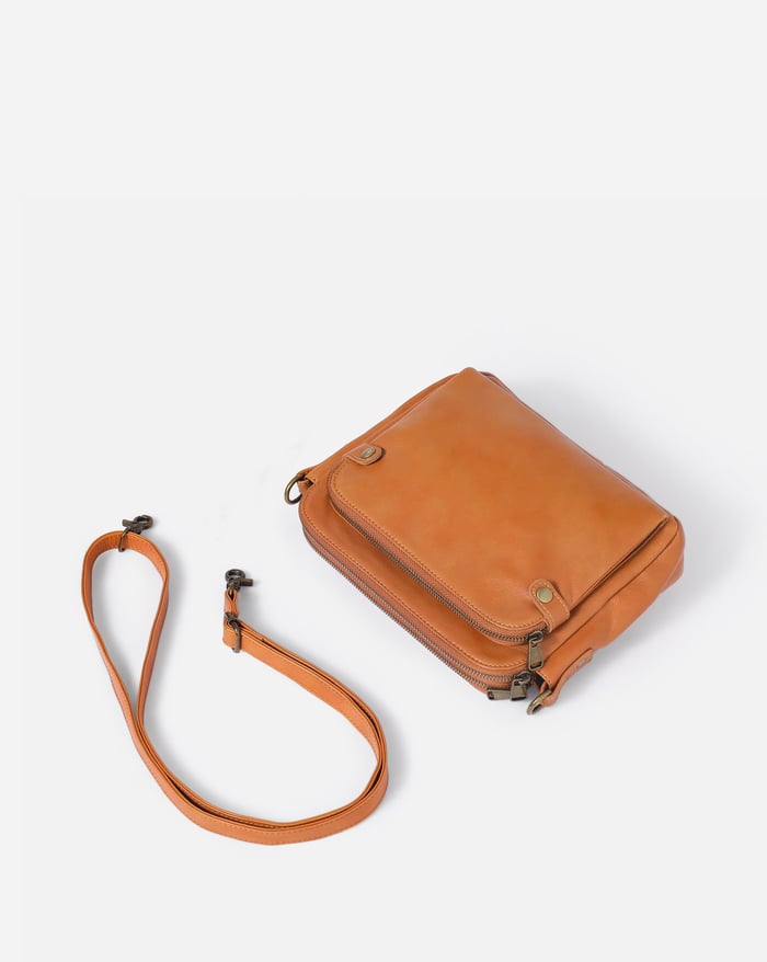 JENNIE | CHIC THREE LAYER CROSSBODY BAG - La femme Toronto