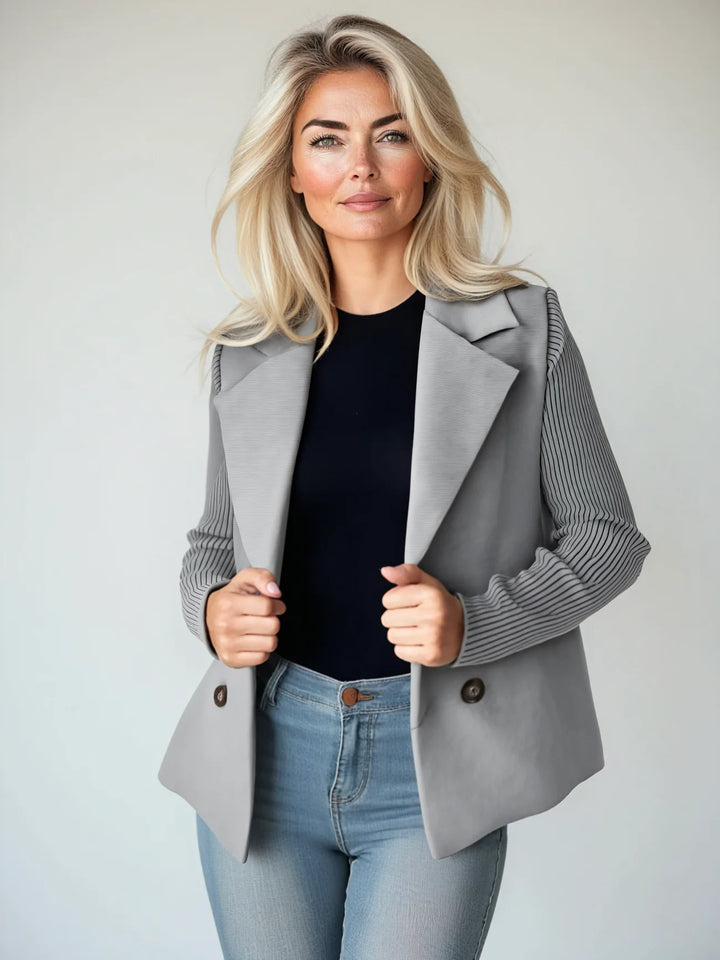 NINA | KNITTED SLEEVED BLAZER