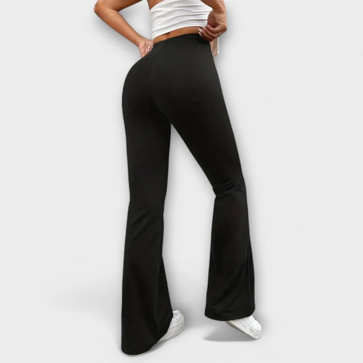 Pia- Loose trousers with flared legs - La femme Toronto