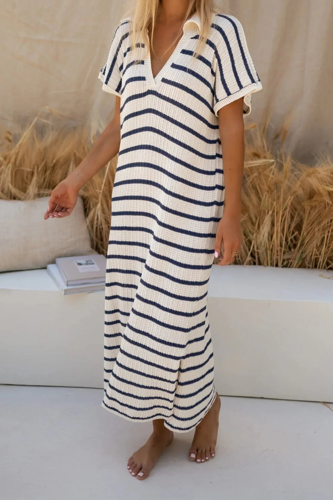 Ivy - Laid-Back Stripe Knit Dress - La femme Toronto