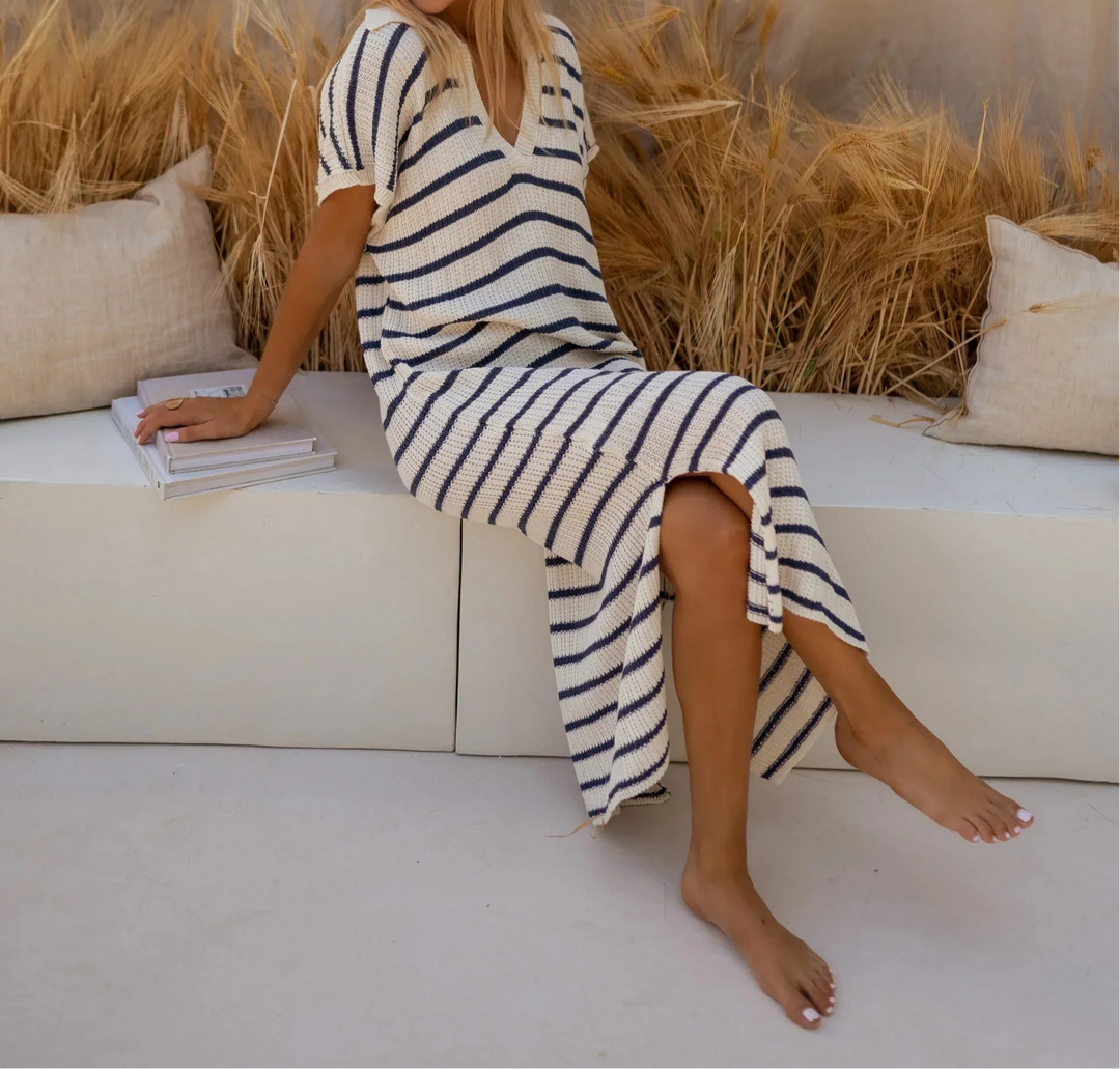 Ivy - Laid-Back Stripe Knit Dress - La femme Toronto