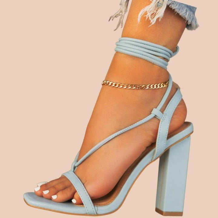 Nina | Sandale sa vezivanjem i debelom petom