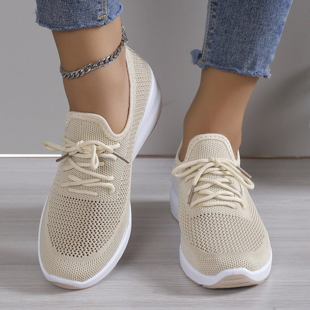 Wendy | Comfortable Casual Lace-Up Sneakers - La femme Toronto