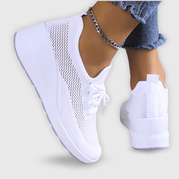Wendy | Comfortable Casual Lace-Up Sneakers - La femme Toronto