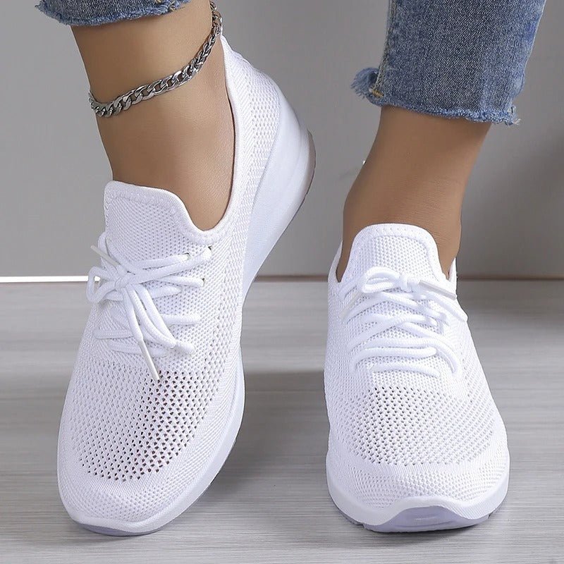 Wendy | Comfortable Casual Lace-Up Sneakers - La femme Toronto